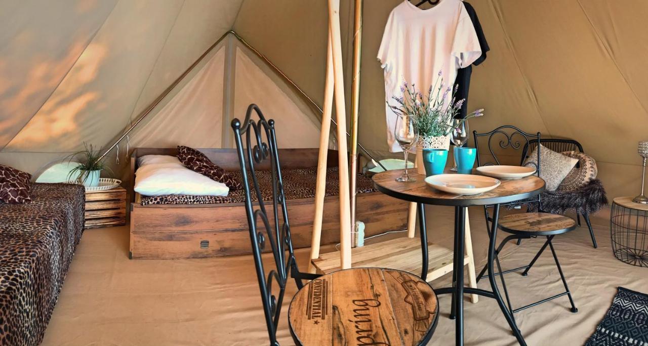 Slowly Glamping Osada Nad Woda Łazy 外观 照片